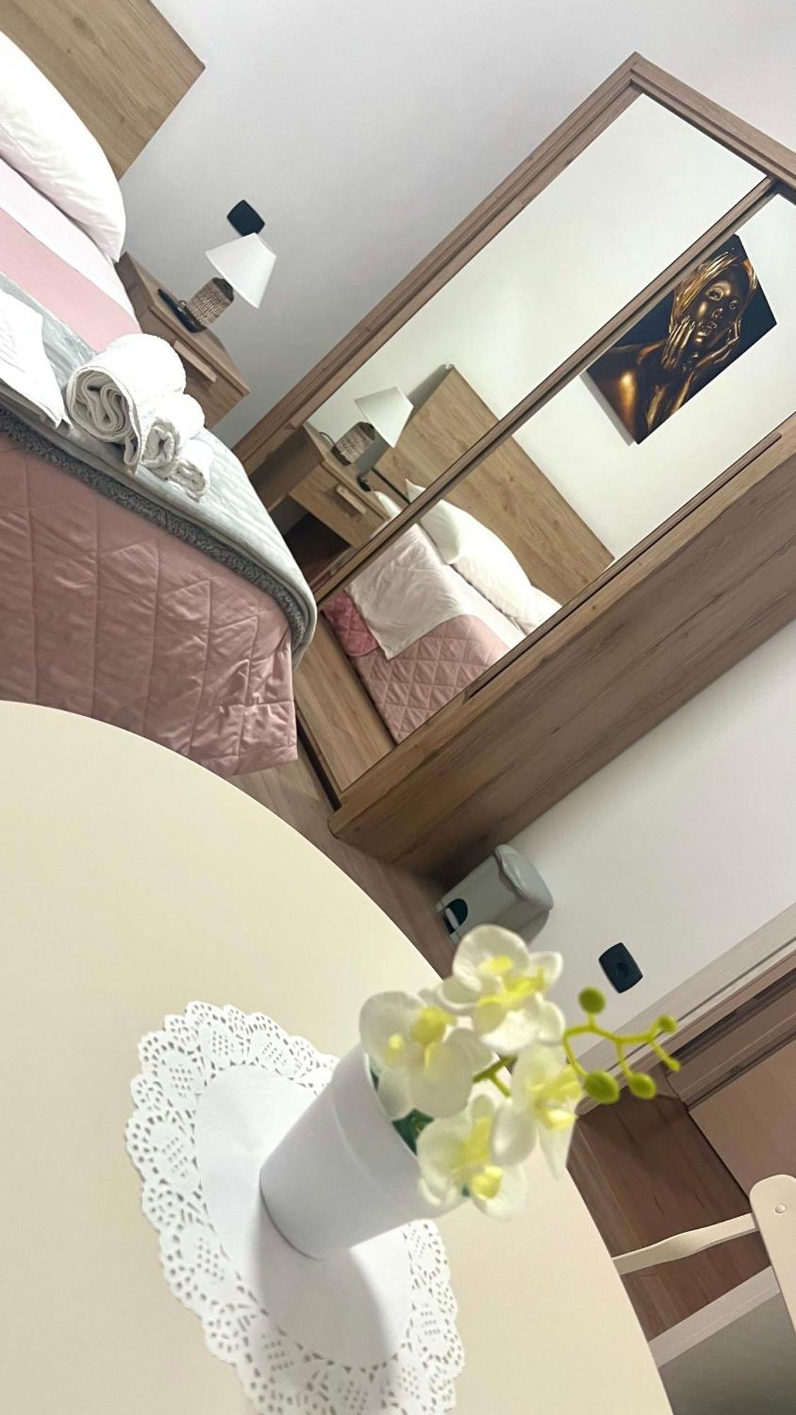 Juliet N - Rental Rooms Verona Eksteriør bilde