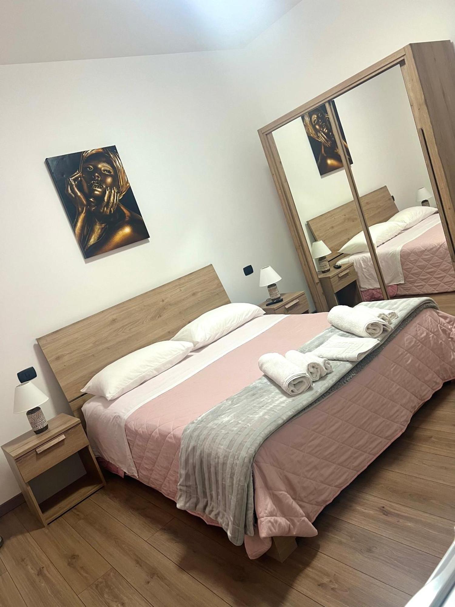 Juliet N - Rental Rooms Verona Eksteriør bilde