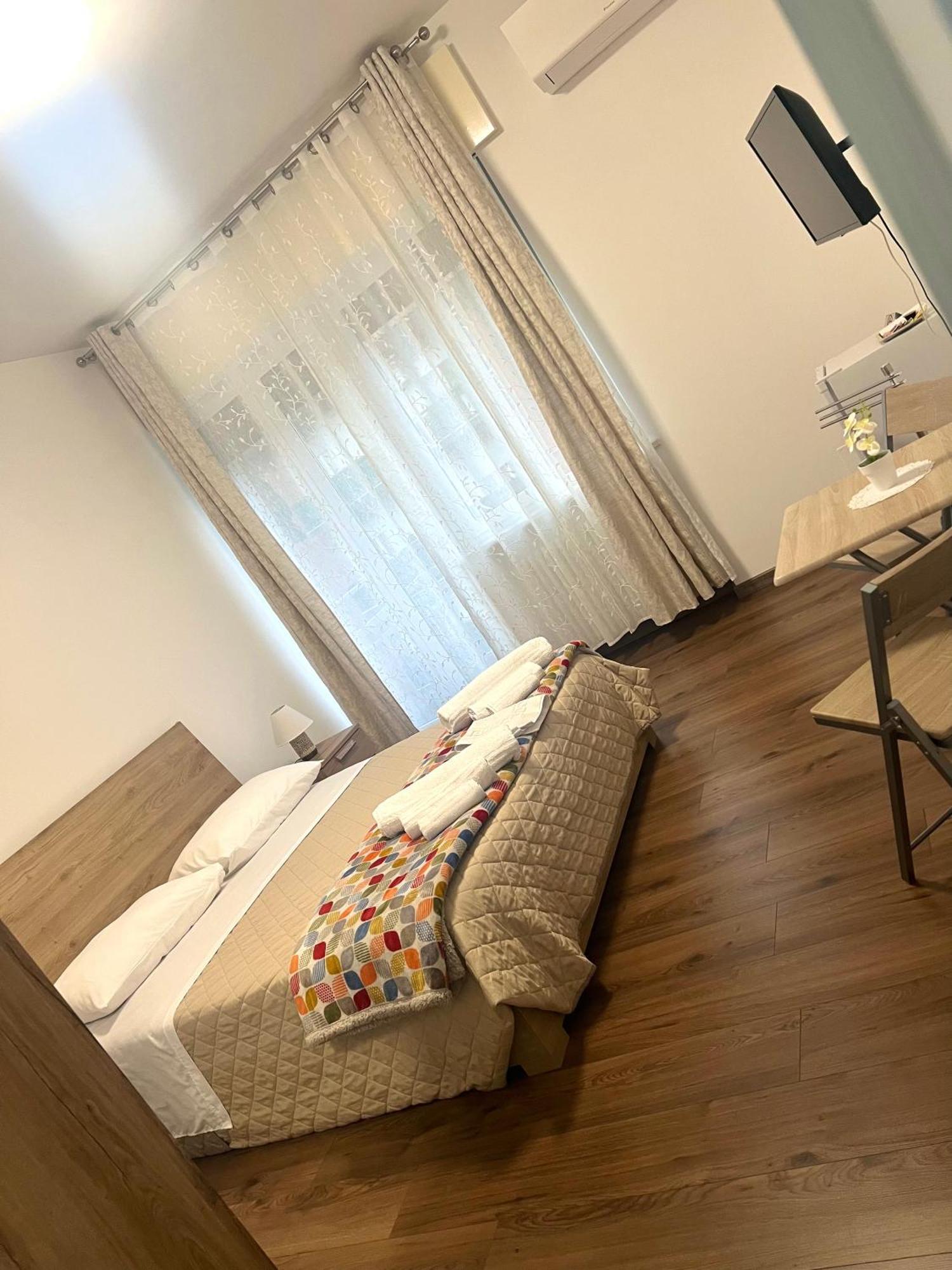 Juliet N - Rental Rooms Verona Eksteriør bilde